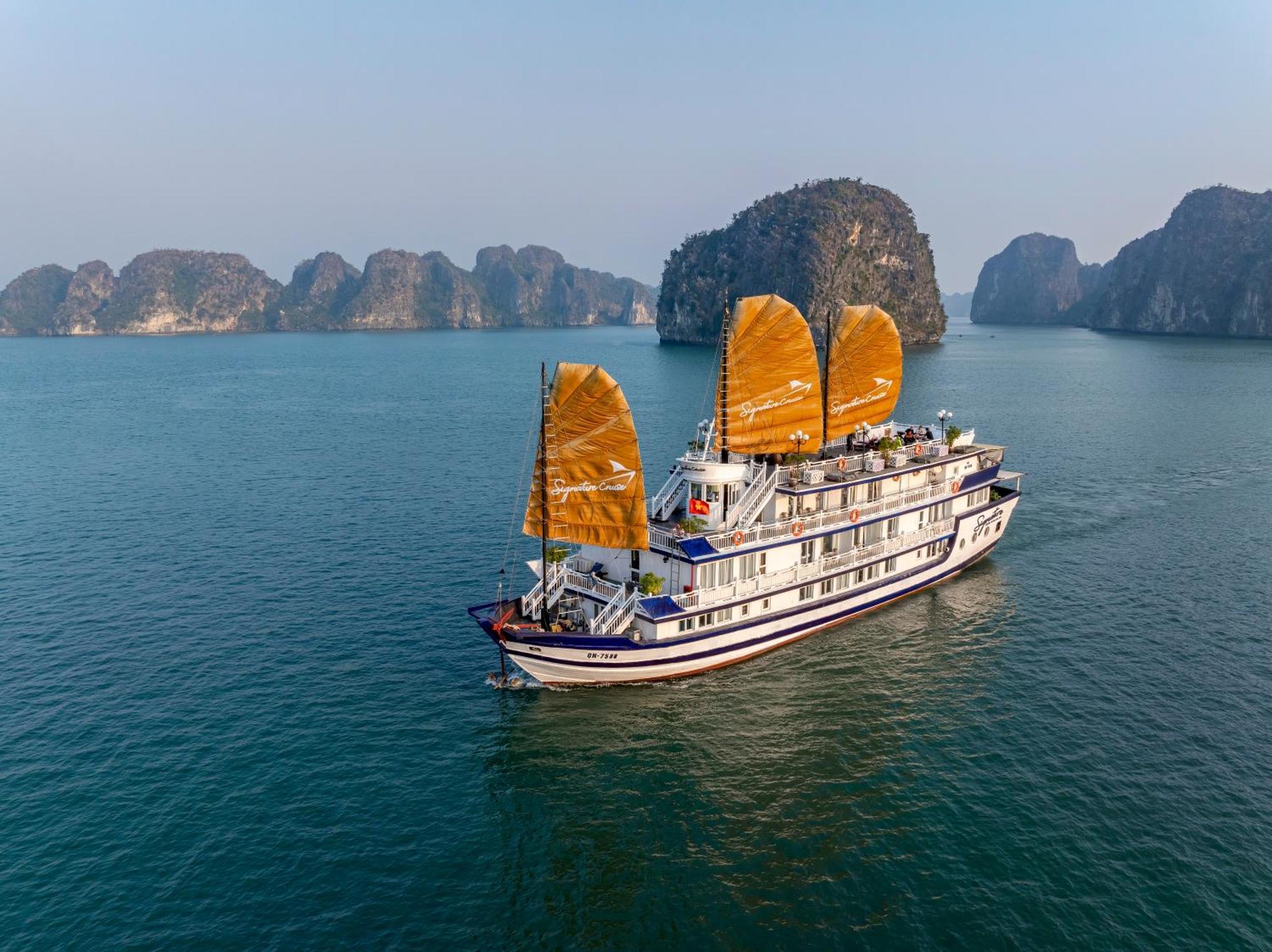 Signature Halong Cruise Ha Long Exterior photo